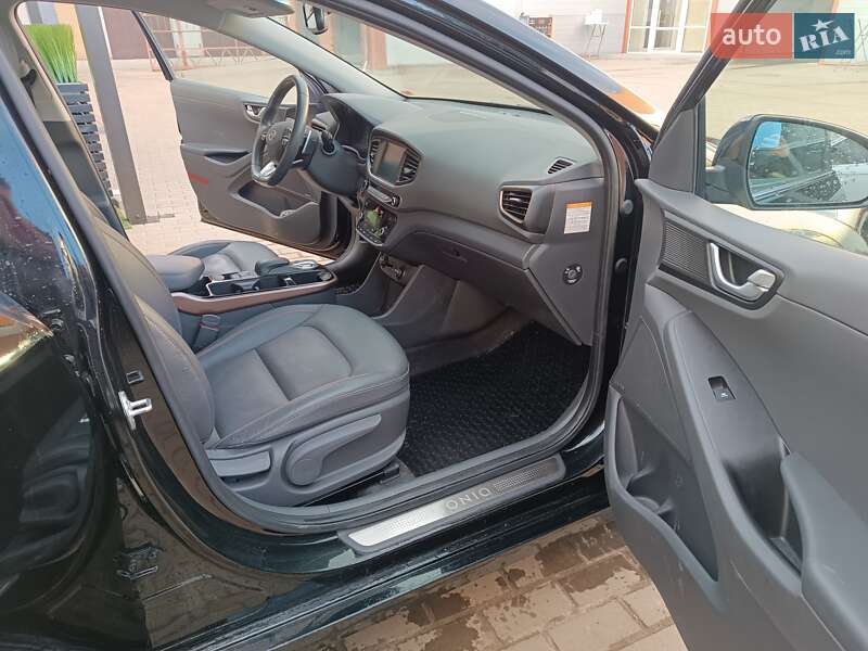 Хетчбек Hyundai Ioniq 2018 в Києві