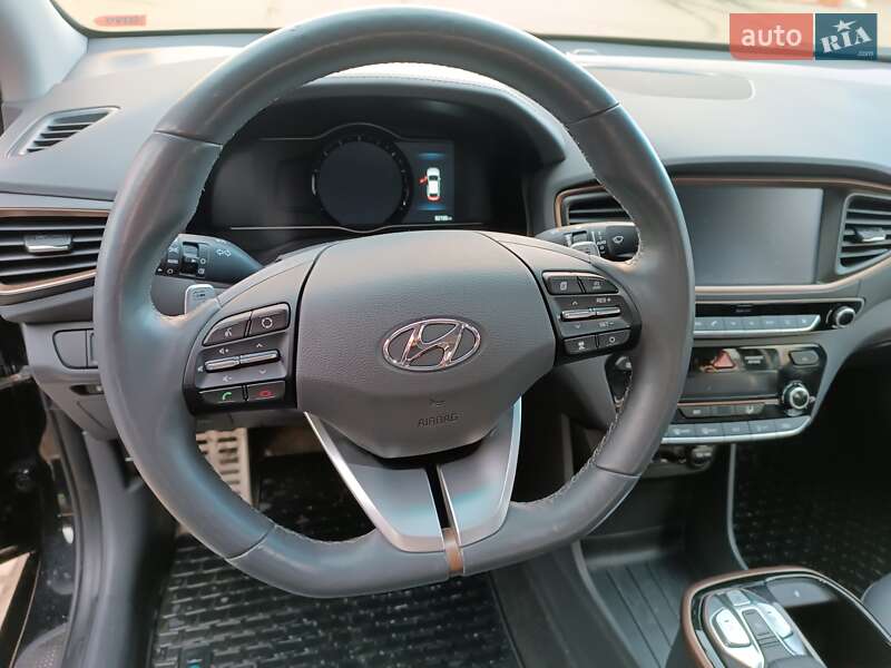 Хетчбек Hyundai Ioniq 2018 в Києві