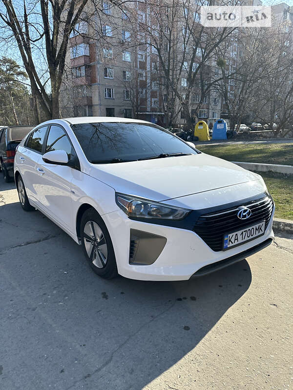 Хэтчбек Hyundai Ioniq 2017 в Украинке