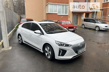 Хэтчбек Hyundai Ioniq 2017 в Тернополе