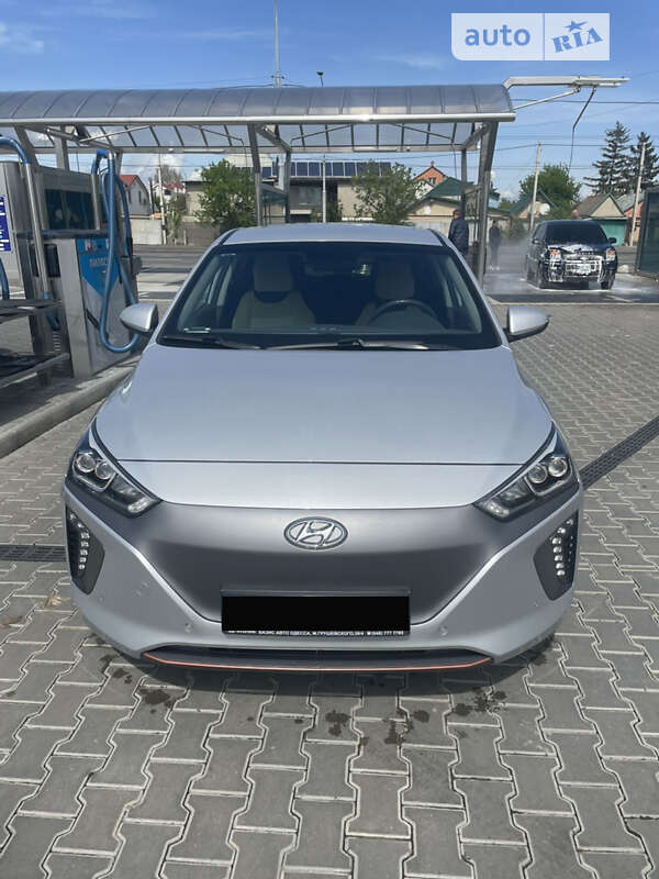 Hyundai Ioniq 2019