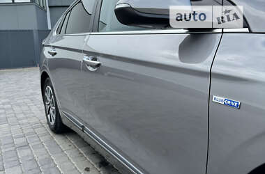 Лифтбек Hyundai Ioniq 2020 в Мукачево