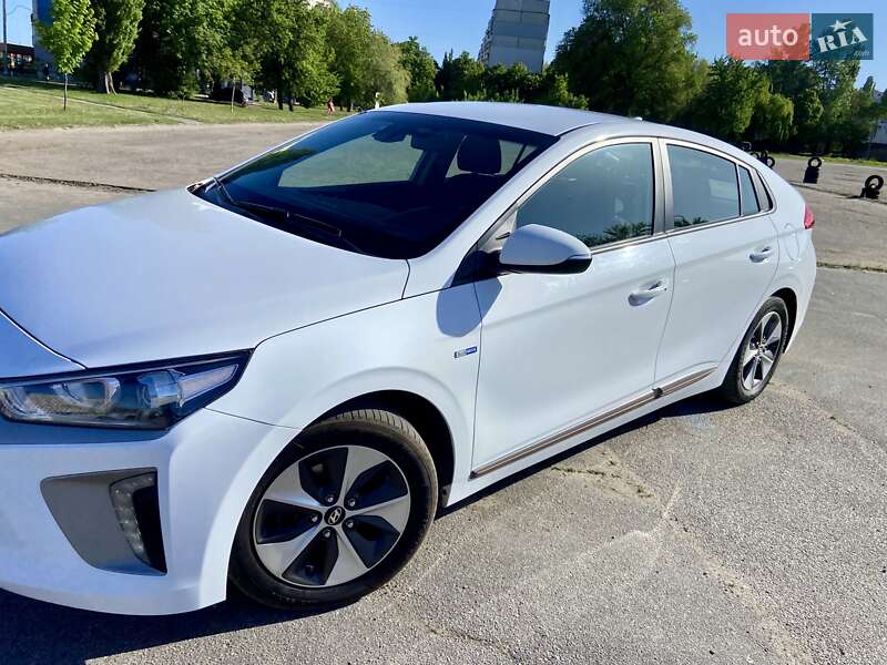 Хетчбек Hyundai Ioniq 2018 в Харкові