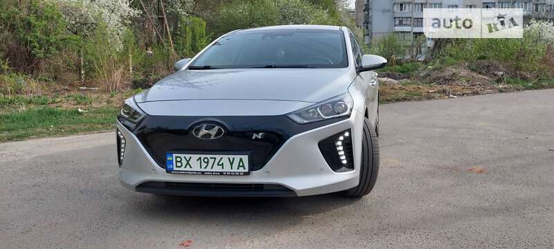 Хетчбек Hyundai Ioniq 2018 в Хмельницькому