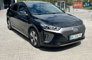 Хэтчбек Hyundai Ioniq 2017 в Ровно