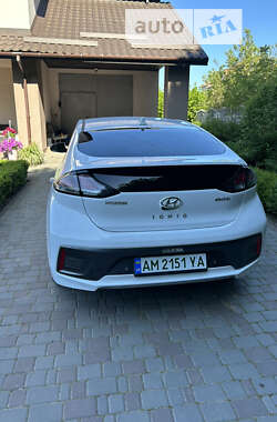 Лифтбек Hyundai Ioniq 2020 в Виннице