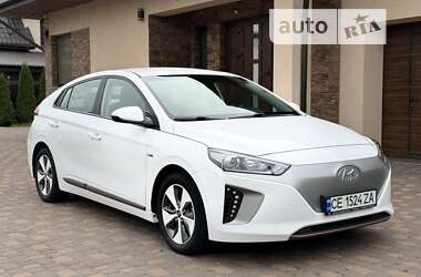 Хэтчбек Hyundai Ioniq 2017 в Черновцах