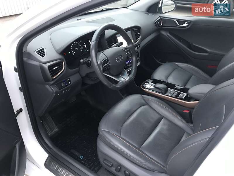Хетчбек Hyundai Ioniq 2018 в Житомирі
