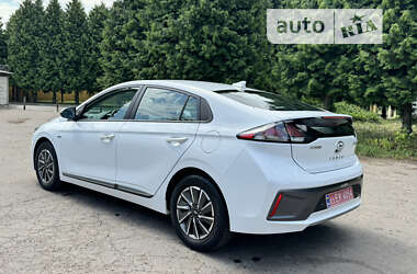 Лифтбек Hyundai Ioniq 2020 в Ровно