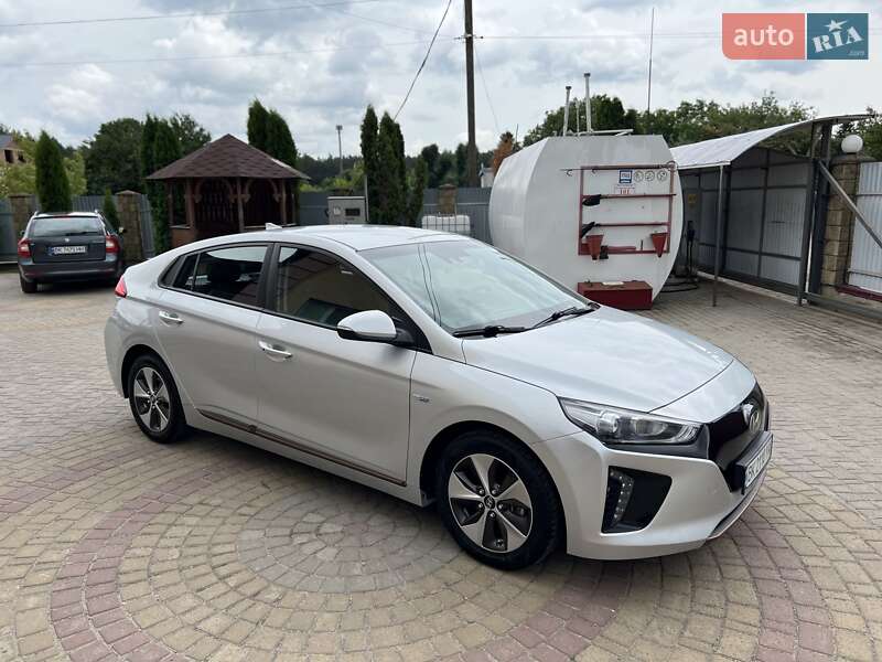 Хетчбек Hyundai Ioniq 2018 в Радивиліві