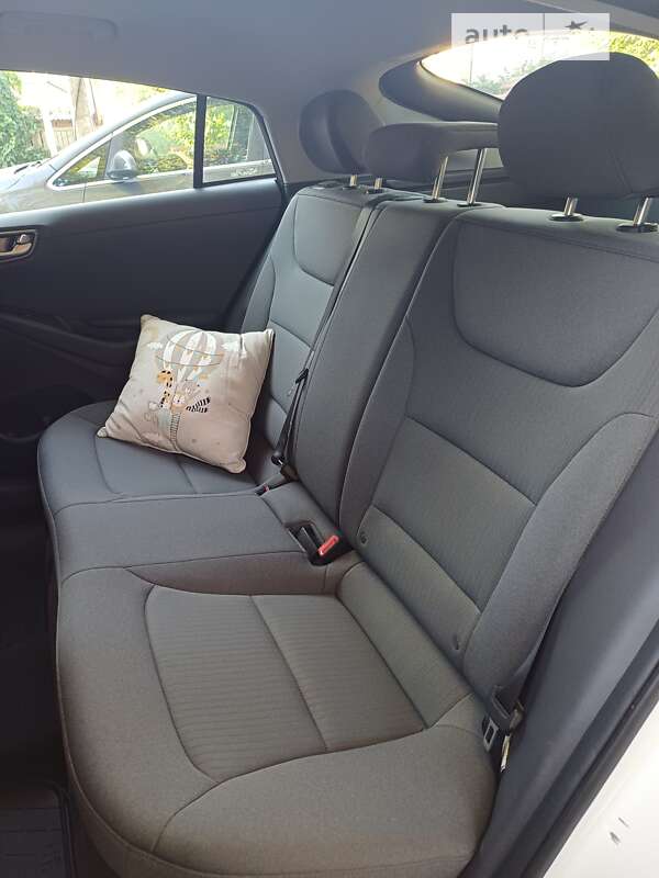 Лифтбек Hyundai Ioniq 2021 в Одессе