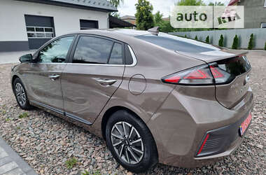 Лифтбек Hyundai Ioniq 2019 в Радивилове