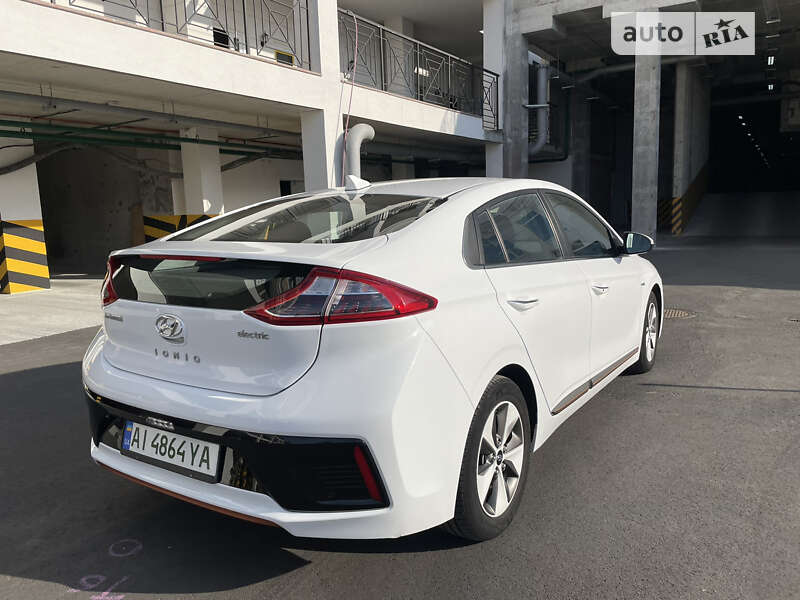 Лифтбек Hyundai Ioniq 2019 в Одессе