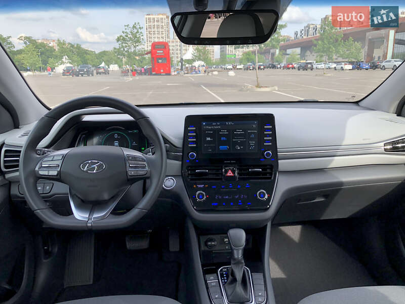 Лифтбек Hyundai Ioniq 2020 в Киеве