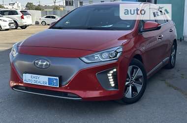 Хэтчбек Hyundai Ioniq 2017 в Киеве