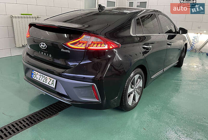 Хэтчбек Hyundai Ioniq 2018 в Львове
