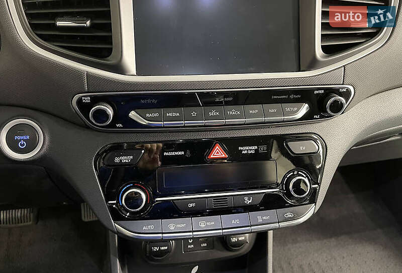 Хэтчбек Hyundai Ioniq 2018 в Львове