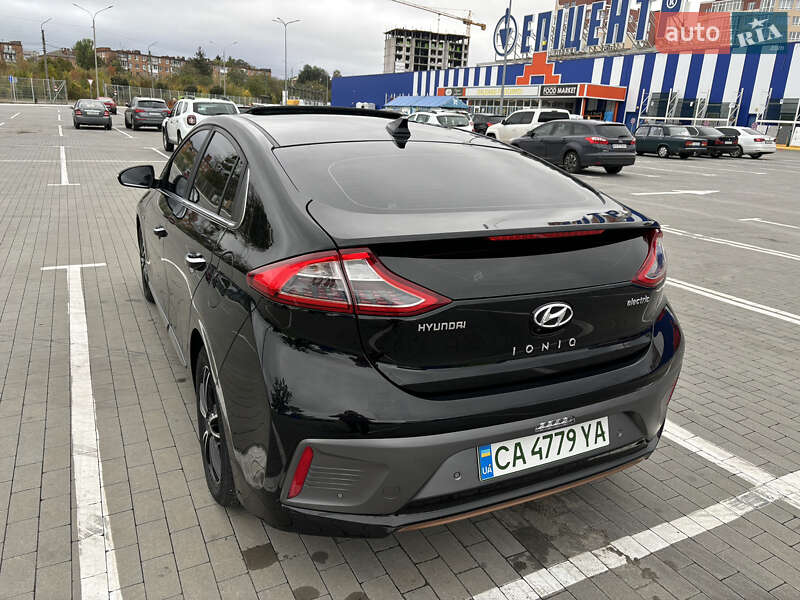 Хетчбек Hyundai Ioniq 2017 в Умані