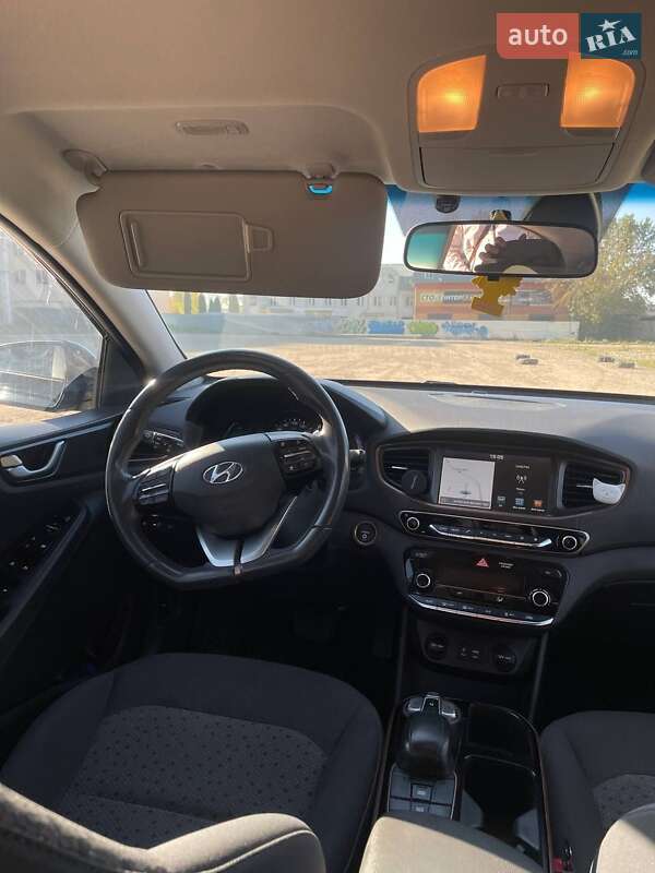 Хетчбек Hyundai Ioniq 2019 в Тернополі
