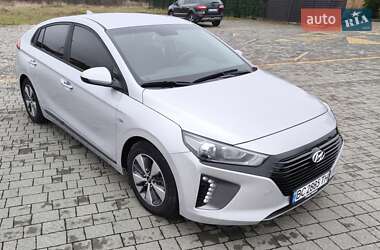 Лифтбек Hyundai Ioniq 2019 в Стрые