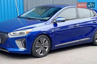 Лифтбек Hyundai Ioniq 2019 в Киеве