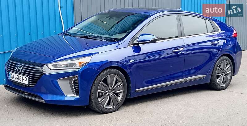 Лифтбек Hyundai Ioniq 2019 в Киеве