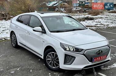 Лифтбек Hyundai Ioniq 2020 в 