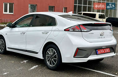 Лифтбек Hyundai Ioniq 2020 в 
