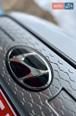 Лифтбек Hyundai Ioniq 2020 в 