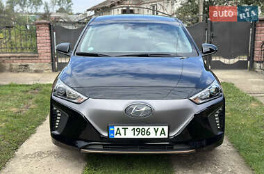 Хэтчбек Hyundai Ioniq 2018 в 