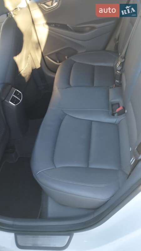 Ліфтбек Hyundai Ioniq 2019 в Житомирі