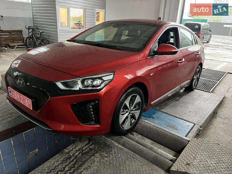 Хетчбек Hyundai Ioniq 2019 в Рівному