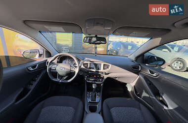 Лифтбек Hyundai Ioniq 2019 в 