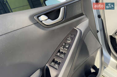 Лифтбек Hyundai Ioniq 2019 в 