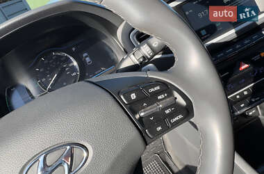 Лифтбек Hyundai Ioniq 2019 в 