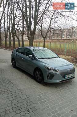 Хетчбек Hyundai Ioniq 2017 в Тернополі