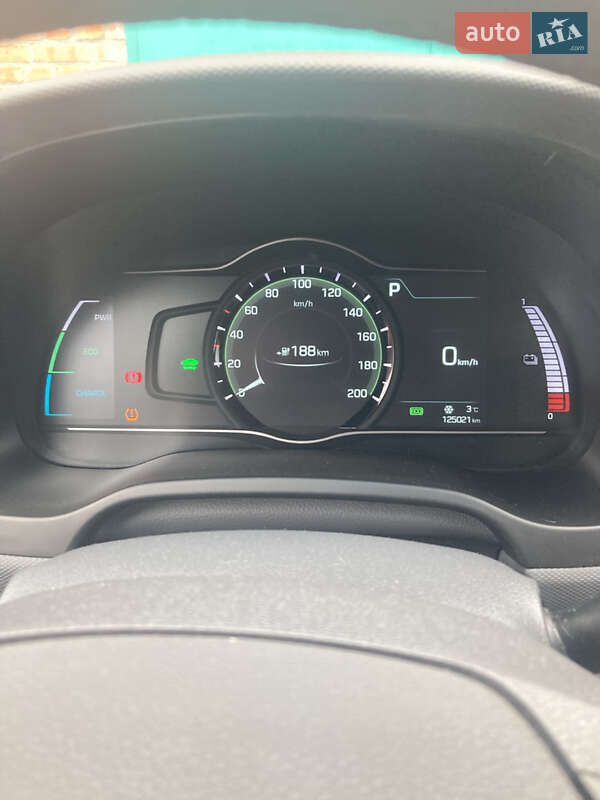 Хетчбек Hyundai Ioniq 2016 в Кропивницькому