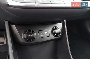 Лифтбек Hyundai Ioniq 2019 в 