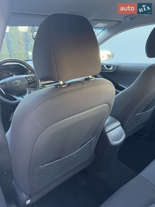 Ліфтбек Hyundai Ioniq 2019 в Чернівцях