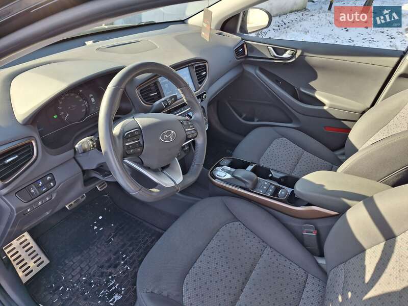 Ліфтбек Hyundai Ioniq 2019 в Житомирі