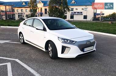 Хэтчбек Hyundai Ioniq 2018 в Житомире