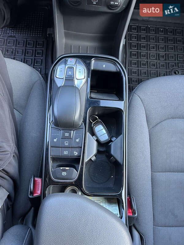 Хэтчбек Hyundai Ioniq 2019 в Немирове фото 23 Хэтчбек Hyundai Ioniq 2019 в Немирове