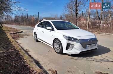 Хетчбек Hyundai Ioniq 2016 в Звягелі