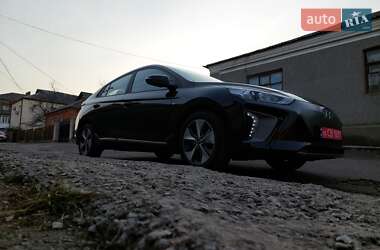 Лифтбек Hyundai Ioniq 2019 в 