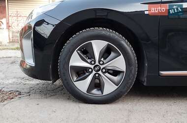 Лифтбек Hyundai Ioniq 2019 в 