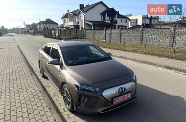 Ліфтбек Hyundai Ioniq 2019 в 