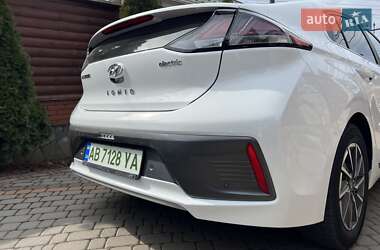Лифтбек Hyundai Ioniq 2020 в 
