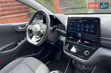 Лифтбек Hyundai Ioniq 2020 в 