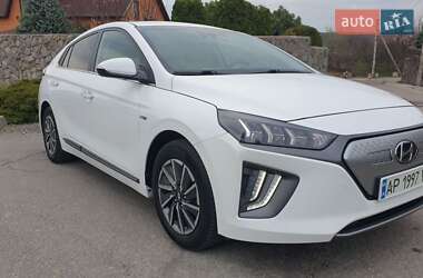 Лифтбек Hyundai Ioniq 2019 в 