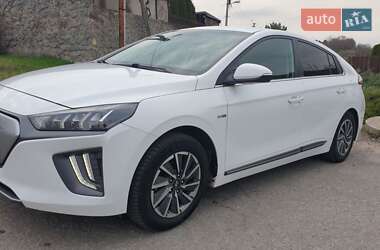 Лифтбек Hyundai Ioniq 2019 в 